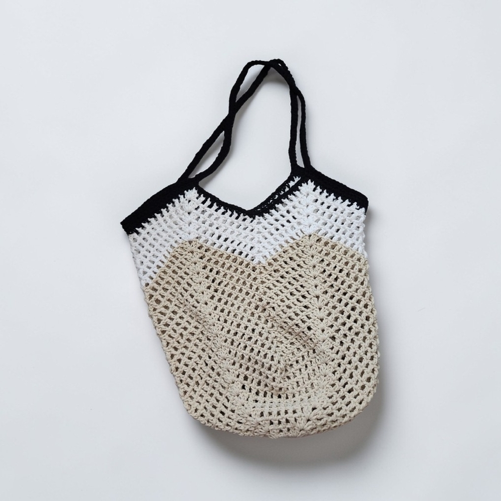 Chevron Crochet Medium Market Bag